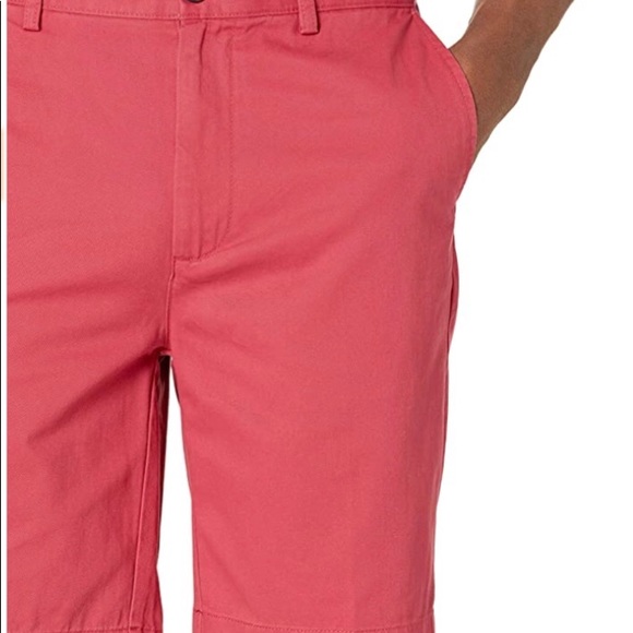 NWOT Amazon Essentials Mens Classic-Fit 9" Short - Picture 5 of 7